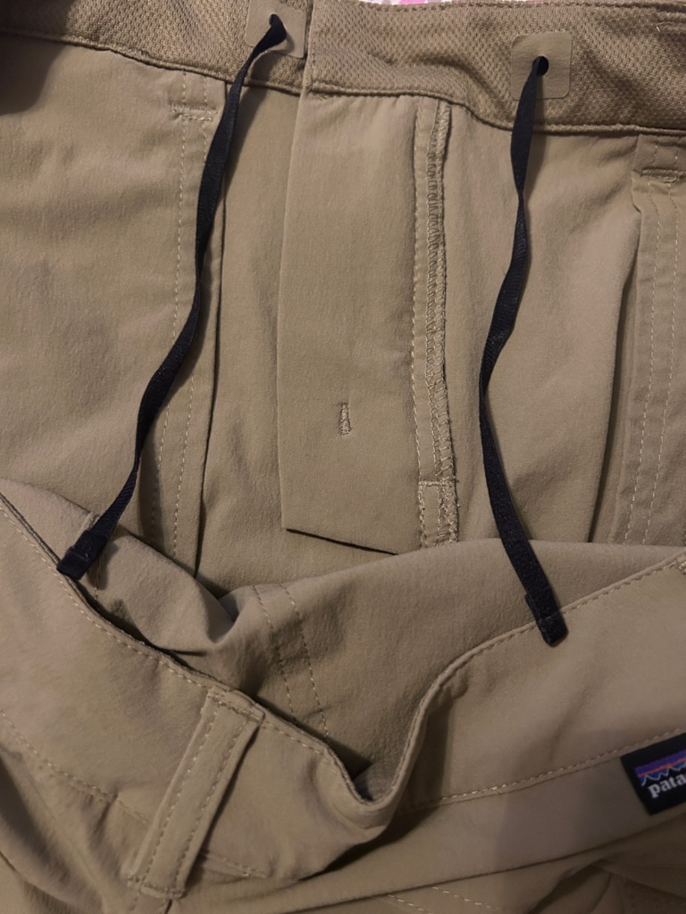 Patagonia Olive Tan Cargo Shorts for women size 10 almost new - Picture 7 of 7